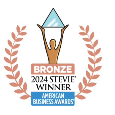 Heather Fernstrom receives the 2024 Bronze Stevie® Award from the American Business Awards, honoring her firm’s outstanding growth and leadership in real asset advisory.